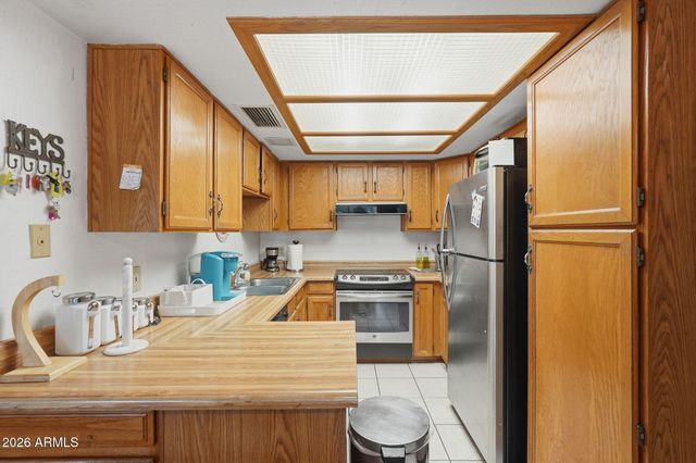 1382 N Tamarisk Drive, Chandler, AZ 85224