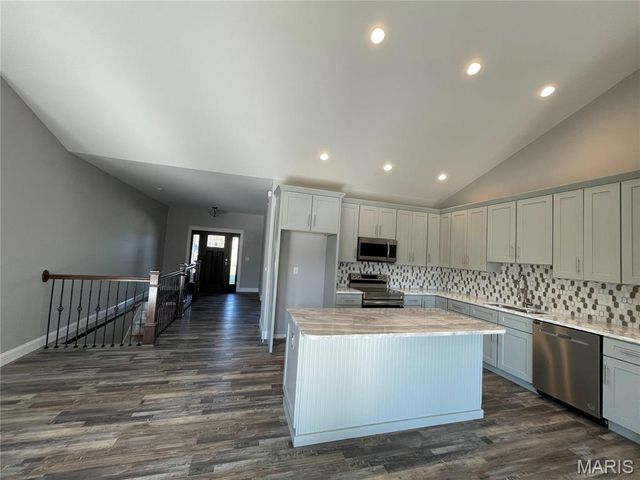 826 Destiny Drive, Villa Ridge, MO 63089