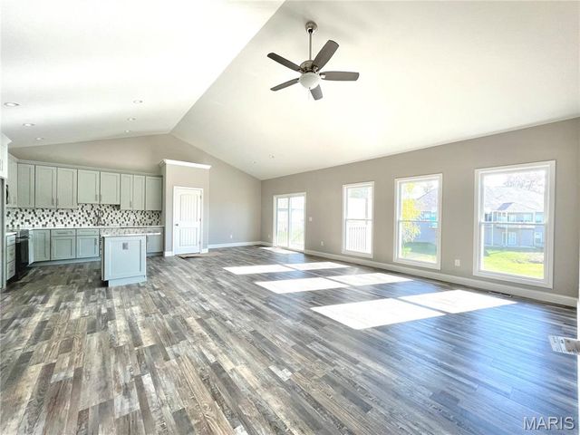826 Destiny Drive, Villa Ridge, MO 63089