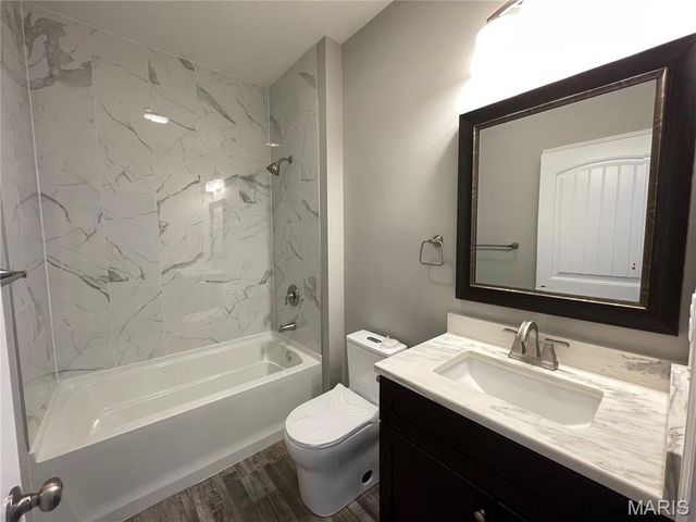 826 Destiny Drive, Villa Ridge, MO 63089