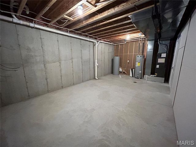 826 Destiny Drive, Villa Ridge, MO 63089