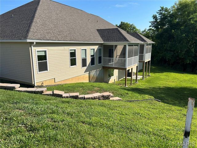 826 Destiny Drive, Villa Ridge, MO 63089