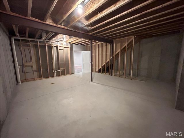 826 Destiny Drive, Villa Ridge, MO 63089
