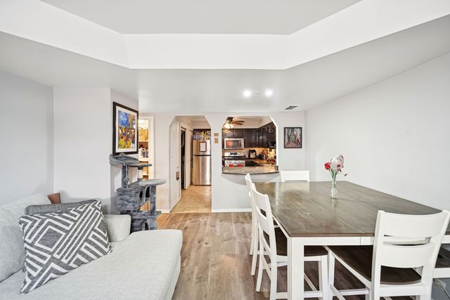 6337 Roosevelt Road 308, Berwyn, IL 60402