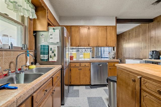 20311 State Highway 95, Holland, TX 76534