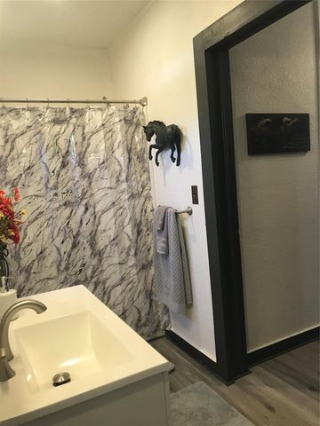 20311 State Highway 95, Holland, TX 76534