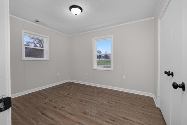 212 BARNES ST, Munford, TN 38058