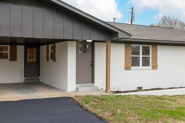 212 BARNES ST, Munford, TN 38058