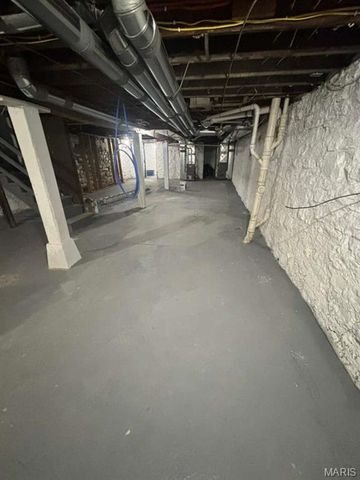 3652 S Compton Avenue, St Louis, MO 63118