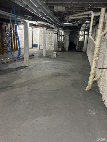 3652 S Compton Avenue, St Louis, MO 63118