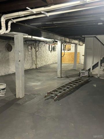 3652 S Compton Avenue, St Louis, MO 63118