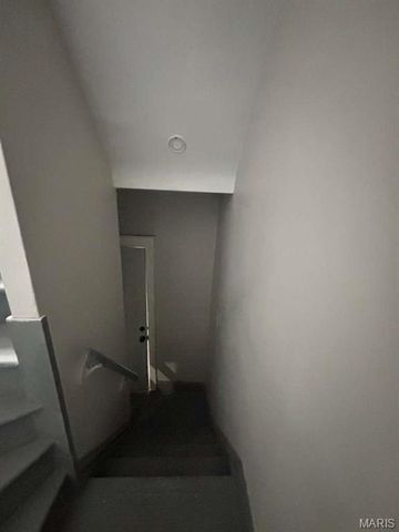 3652 S Compton Avenue, St Louis, MO 63118