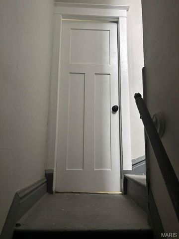 3652 S Compton Avenue, St Louis, MO 63118