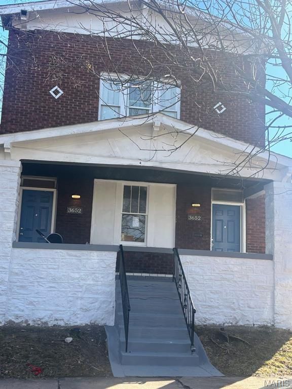 3652 S Compton Avenue, St Louis, MO 63118
