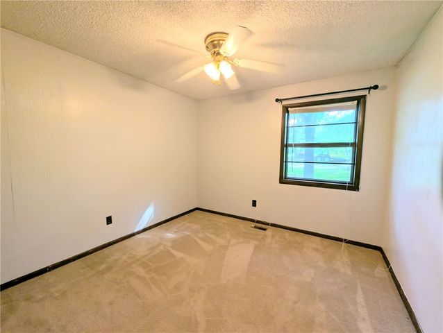 4312 Cottonwood Road, Harrison, AR 72601