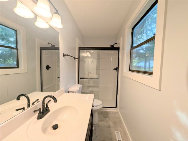 4312 Cottonwood Road, Harrison, AR 72601