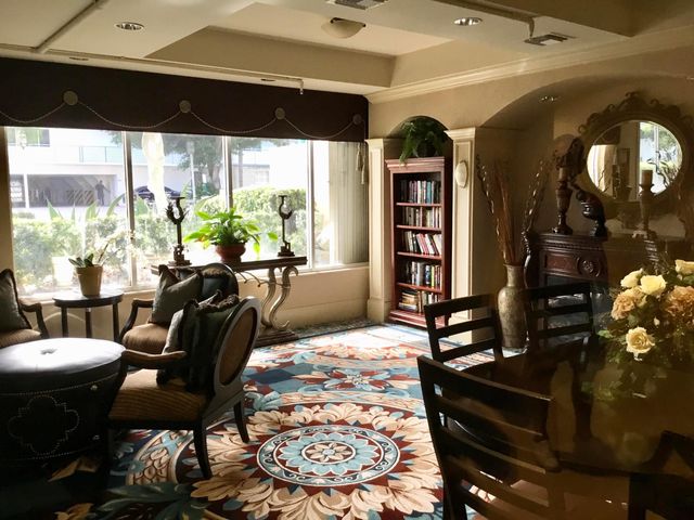 1000 Spanish River Road 3c, Boca Raton, FL 33432
