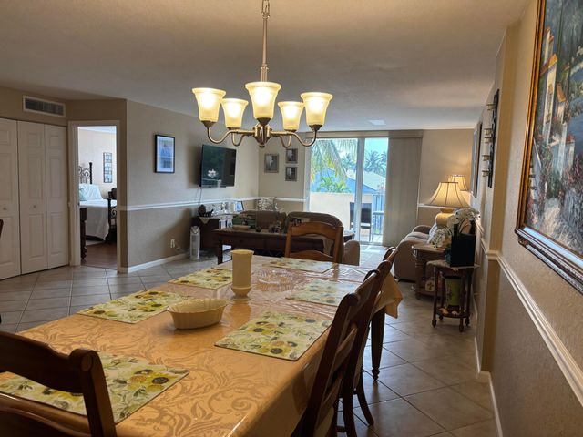 1000 Spanish River Road 3c, Boca Raton, FL 33432