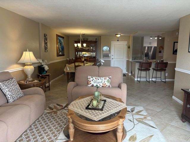 1000 Spanish River Road 3c, Boca Raton, FL 33432