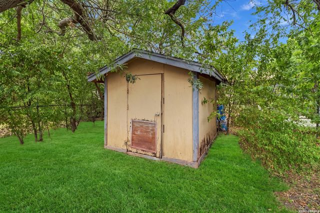 301 ANN DR, Converse, TX 78109