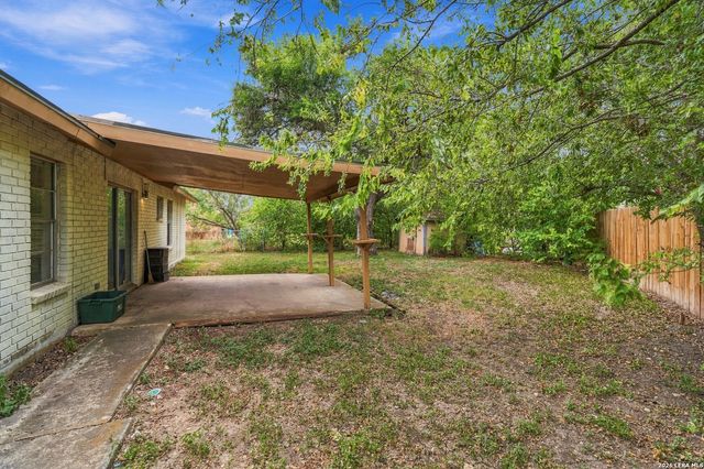 301 ANN DR, Converse, TX 78109