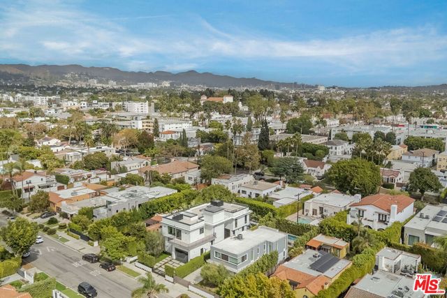 444 N Laurel Avenue, Los Angeles, CA 90048