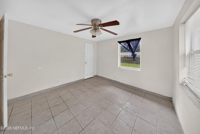 7933 BERRY Avenue, Jacksonville, FL 32211