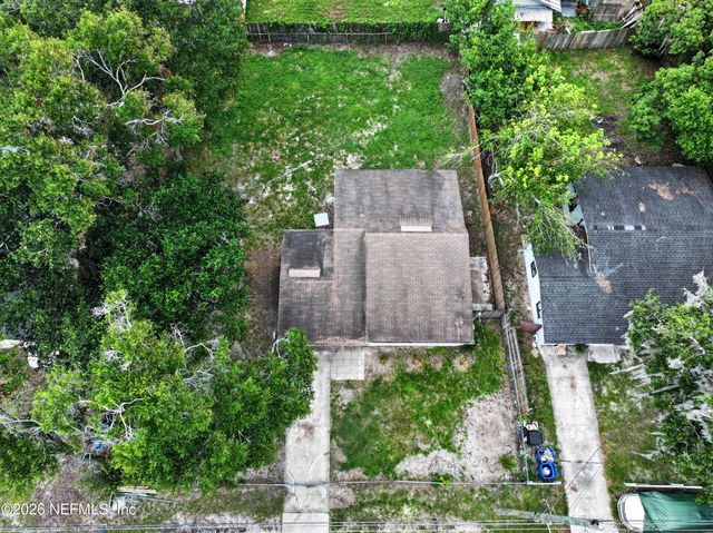 7933 BERRY Avenue, Jacksonville, FL 32211