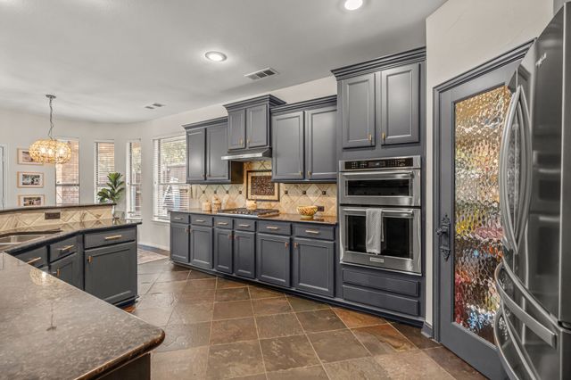 242 Livingston Drive, Hickory Creek, TX 75065