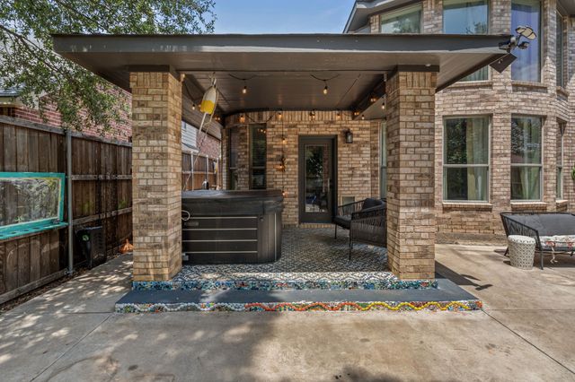 242 Livingston Drive, Hickory Creek, TX 75065