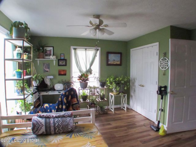 169 Centerview Rough River Ln, Hudson, KY 40145