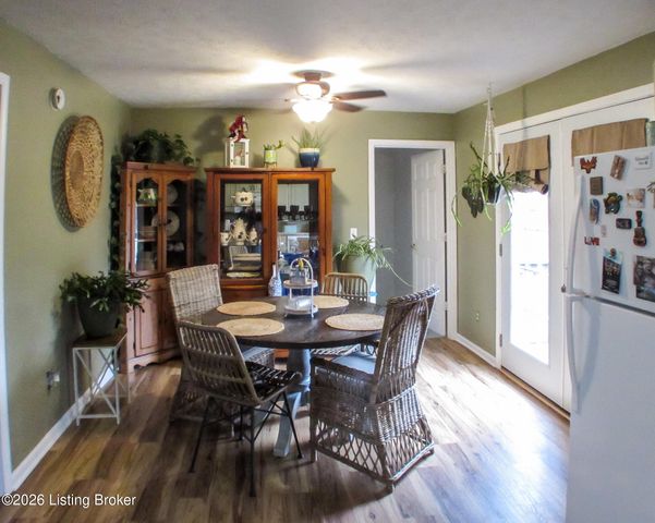 169 Centerview Rough River Ln, Hudson, KY 40145