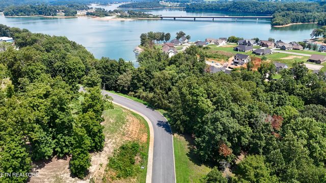 2078 Edgewater Sound, Morristown, TN 37814