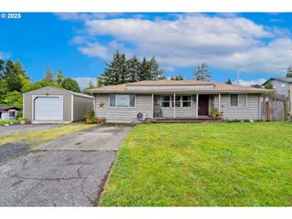 3475 LIBERTY St, North Bend, OR 97459