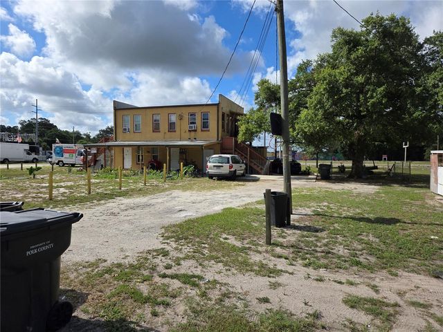 1725 OLD BARTOW ROAD, Lake Wales, FL 33859