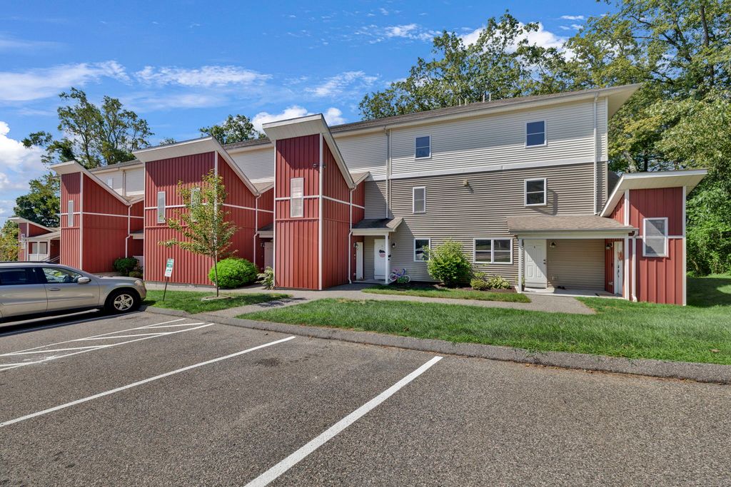 23 Scuppo Road APT 5-9, Danbury, CT 06811