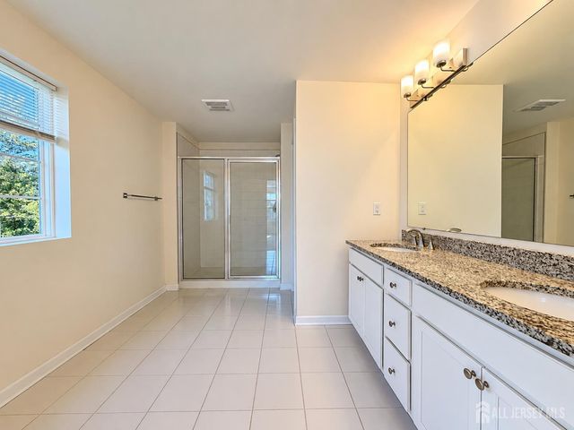 83 Depot Way, Dunellen, NJ 08812