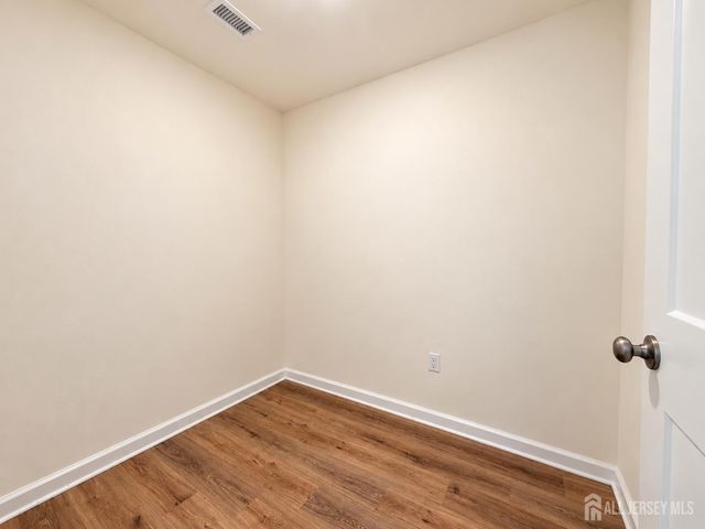 83 Depot Way, Dunellen, NJ 08812