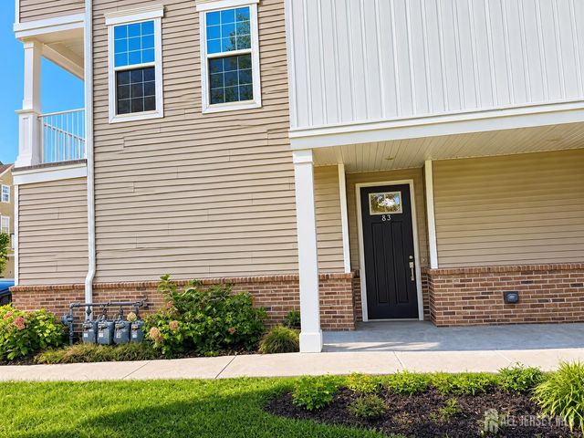 83 Depot Way, Dunellen, NJ 08812