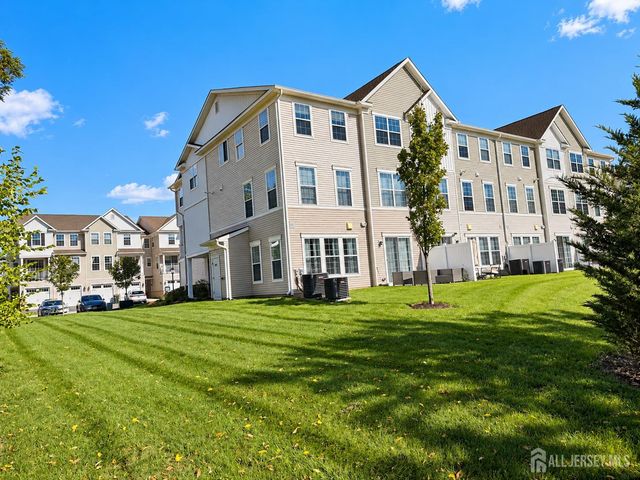 83 Depot Way, Dunellen, NJ 08812