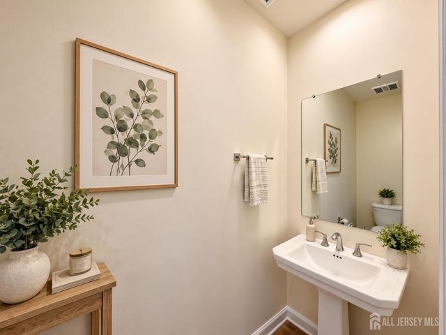83 Depot Way, Dunellen, NJ 08812
