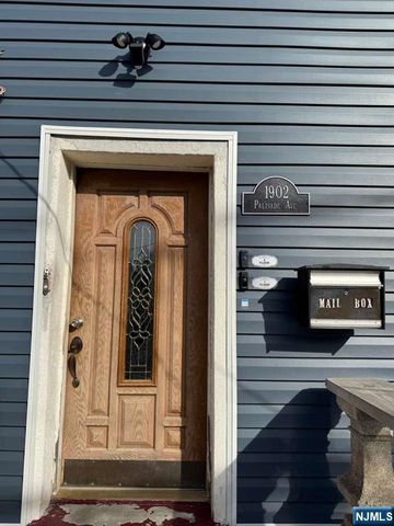 1902 Palisade Avenue 2, Union City, NJ 07087