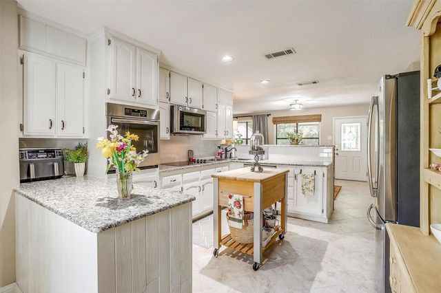 9124 Bontura Road, Granbury, TX 76049