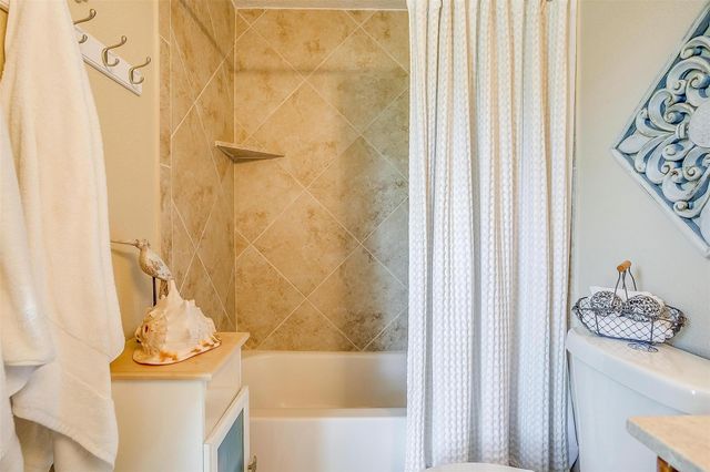 9124 Bontura Road, Granbury, TX 76049