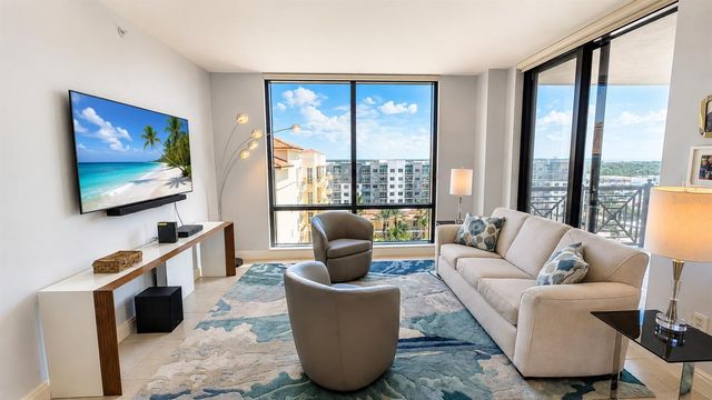50 CENTRAL AVENUE 11A, Sarasota, FL 34236