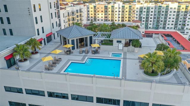 50 CENTRAL AVENUE 11A, Sarasota, FL 34236