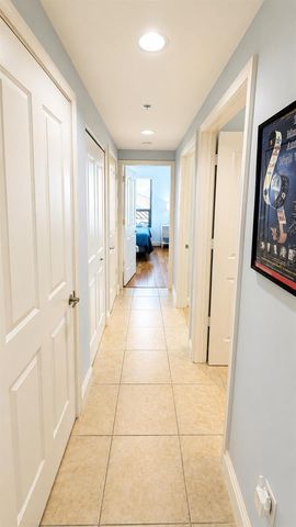 50 CENTRAL AVENUE 11A, Sarasota, FL 34236