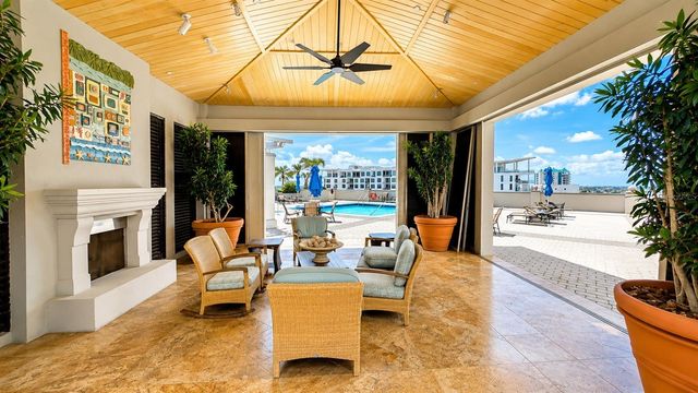 50 CENTRAL AVENUE 11A, Sarasota, FL 34236