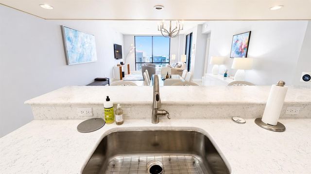 50 CENTRAL AVENUE 11A, Sarasota, FL 34236
