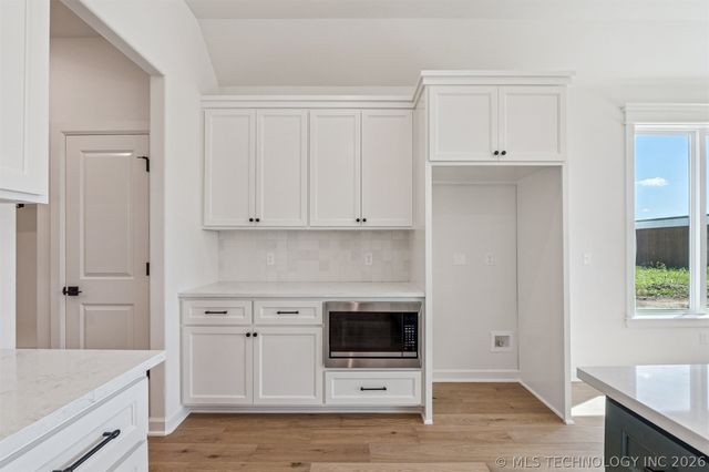 9730 E 132nd Street, Bixby, OK 74008